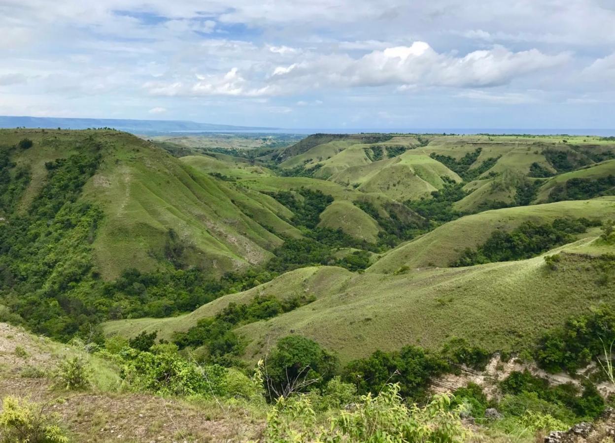 Hars Garden Sumba Hotel Waingapu Luaran gambar